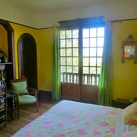 La Croix Basque 4* סיבור
