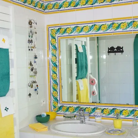 住宿加早餐酒店 La Croix Basque 西布勒