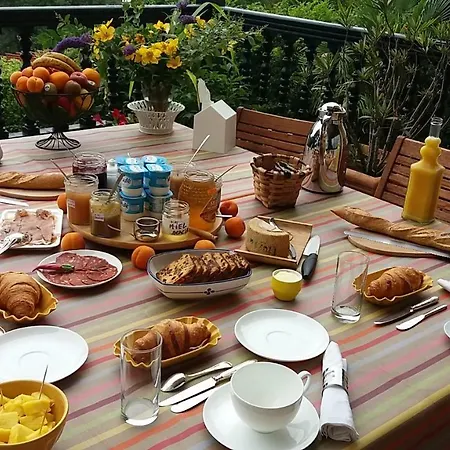La Croix Basque 4* סיבור